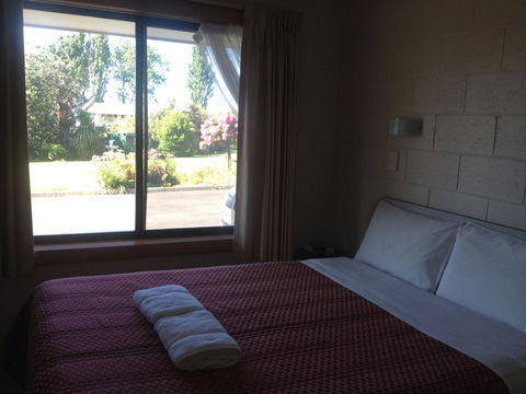 Willaway Motel Apartments - Accommodation Gladstone 9