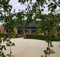 Hazelcreek Cottages - Accommodation Gladstone