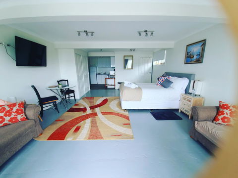 AppleBay Guest House - Accommodation Gladstone 1