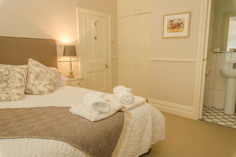 Glencoe Country Bed And Breakfast - Accommodation Gladstone 2