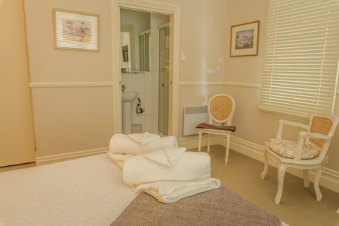Glencoe Country Bed And Breakfast - Accommodation Gladstone 1