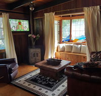Whispering Hills Retreat - Accommodation Gladstone