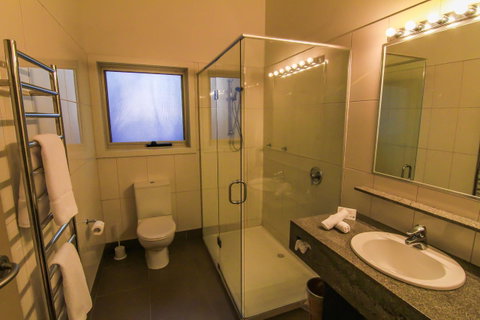 Freycinet Lodge - Accommodation Gladstone 35