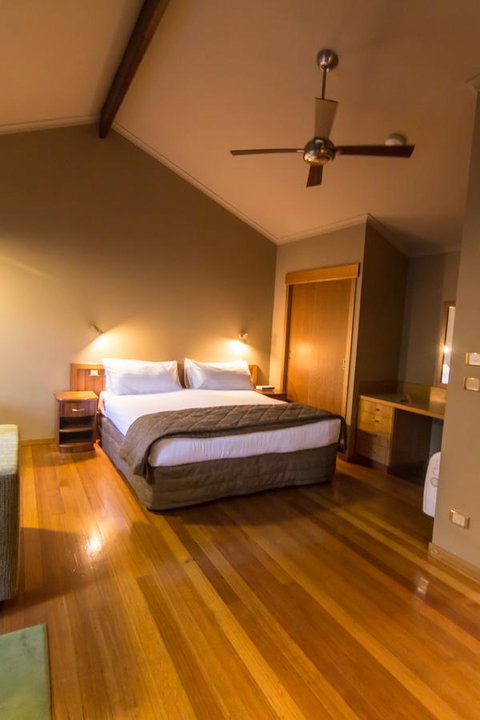 Freycinet Lodge - Accommodation Gladstone 27