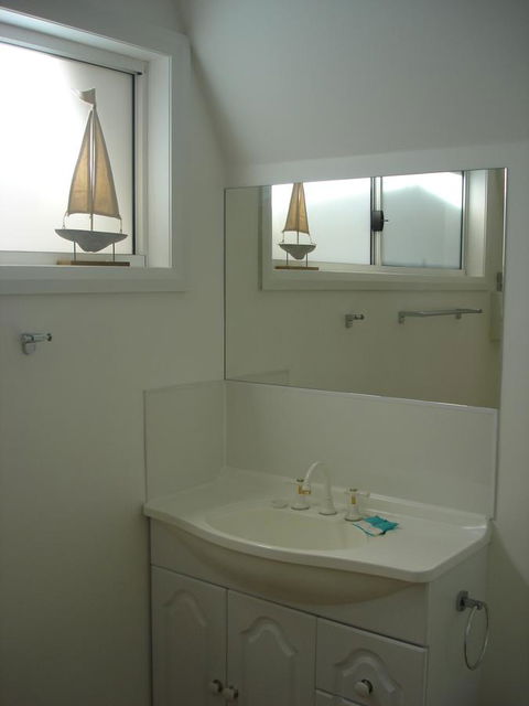 Bicheno By The Bay - Accommodation Gladstone 11