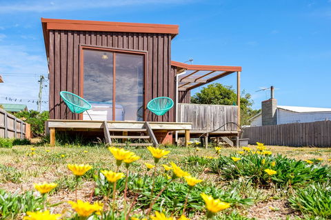 Aqua Beachfront! - Accommodation Gladstone 2