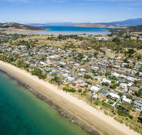 Aqua Beachfront - Accommodation Gladstone