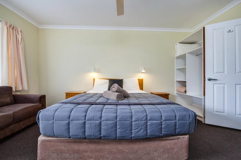Wintersun Gardens Motel - Accommodation Gladstone 41