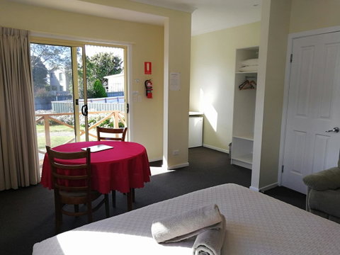 Wintersun Gardens Motel - Accommodation Gladstone 8