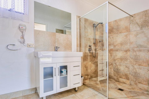 Wintersun Gardens Motel - Accommodation Gladstone 3