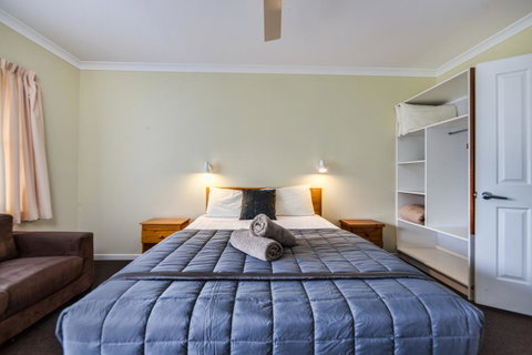 Wintersun Gardens Motel - Accommodation Gladstone 1