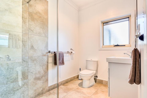 Wintersun Gardens Motel - Accommodation Gladstone 16
