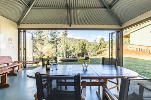 Derby Forest Cabins - Accommodation Gladstone 4
