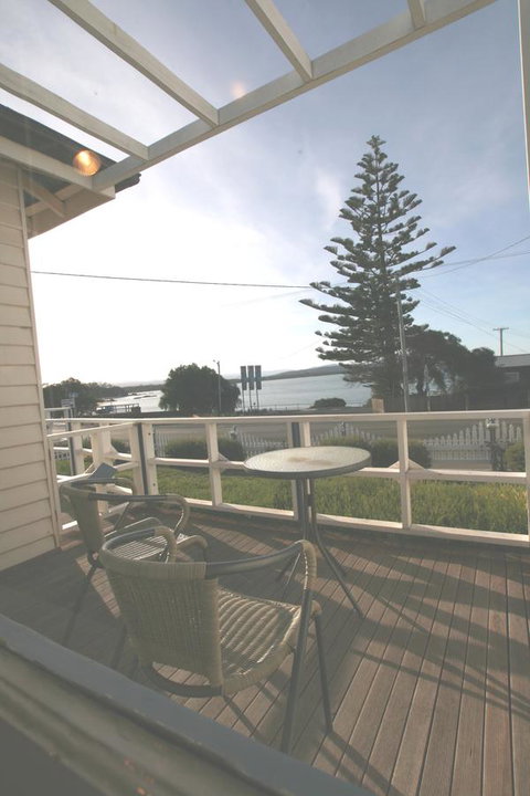 Freycinet Waters - Accommodation Gladstone 21