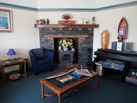 Freycinet Waters - Accommodation Gladstone 7