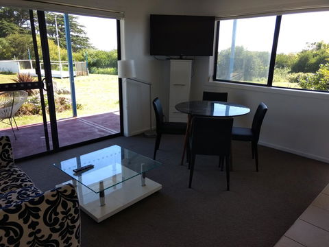 Diamond Island Resort - Accommodation Gladstone 42