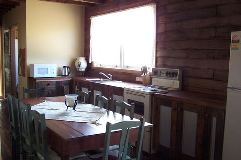 Drumreagh Cabins - Accommodation Gladstone 19