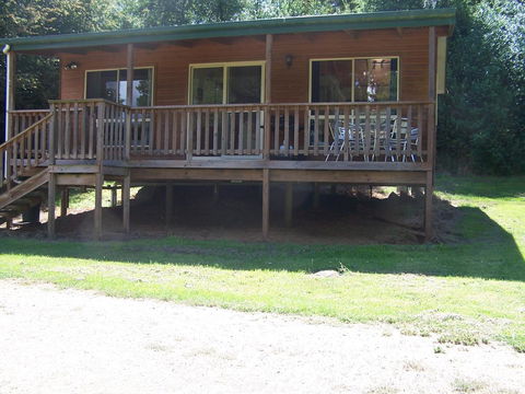 Drumreagh Cabins - Accommodation Gladstone 37