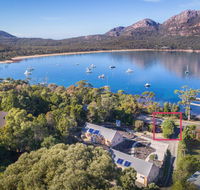 Freycinet Timber Cottage 1 - Accommodation Gladstone