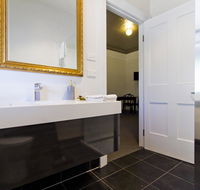 Deloraine Hotel - Accommodation Gladstone