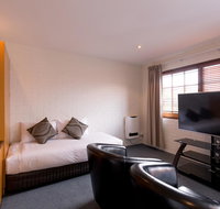 Bay Hotel Apartments Previously Apartments at Woolmers - Accommodation Gladstone