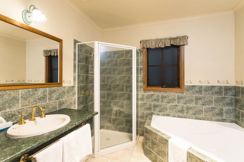 Cradle Forest Inn - Accommodation Gladstone 27