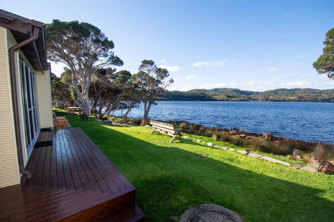 Lettes Hideaway - Accommodation Gladstone 4