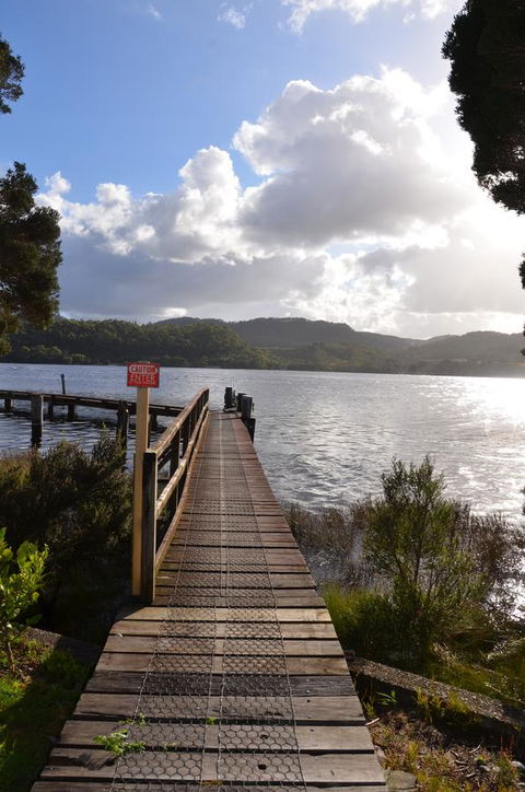 Lettes Hideaway - Accommodation Gladstone 8