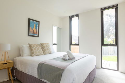Blessington Beach Retreat - Accommodation Gladstone 12