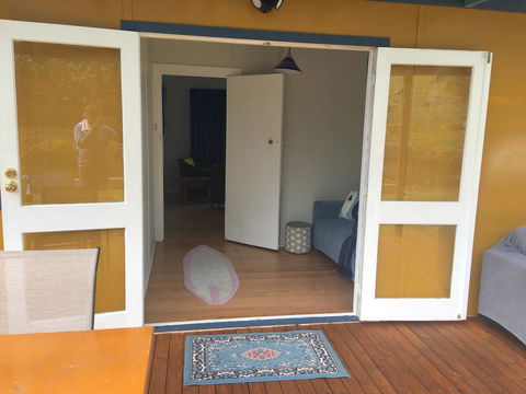 Up The Back - Accommodation Gladstone 24