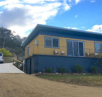 Up the Back - Accommodation Gladstone