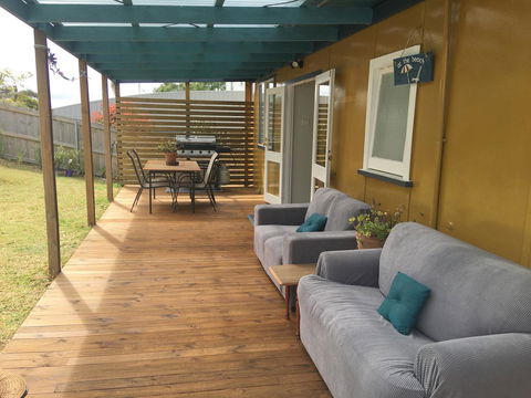 Up The Back - Accommodation Gladstone 25
