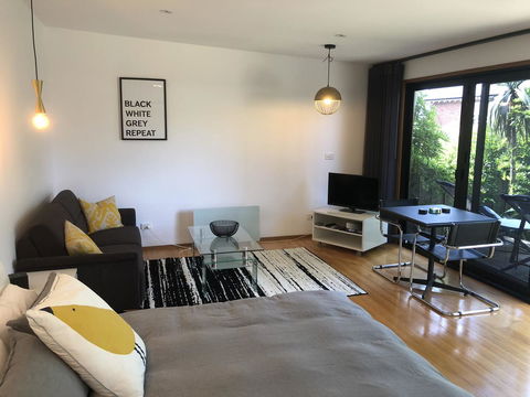 Studio SixA ... A Haven In The Heart Of Hobart - Accommodation Gladstone 2