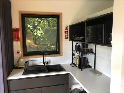 Studio SixA ... A Haven In The Heart Of Hobart - Accommodation Gladstone 8