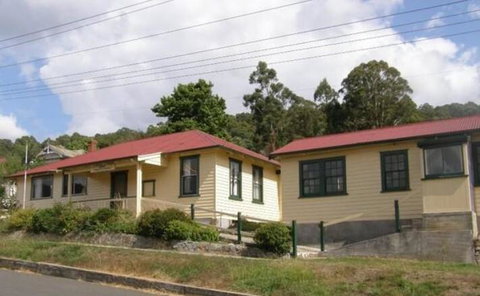 Return To Sender Lodge - Accommodation Gladstone 0