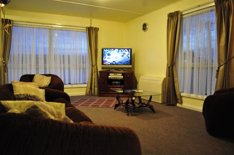 GreenGate Cottages - Accommodation Gladstone 18