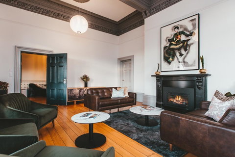 Maylands Lodge - Accommodation Gladstone 19