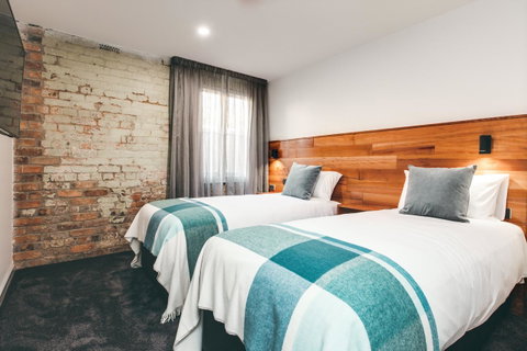 Maylands Lodge - Accommodation Gladstone 27