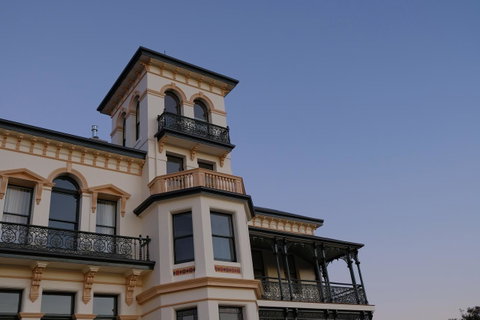 Maylands Lodge - Accommodation Gladstone 31