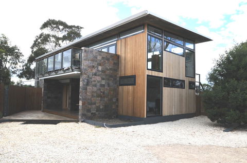 Malting Lagoon Guest House And Brewery - Accommodation Gladstone 0