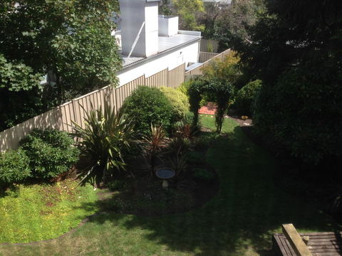 Maple Cottage - Accommodation Gladstone 24
