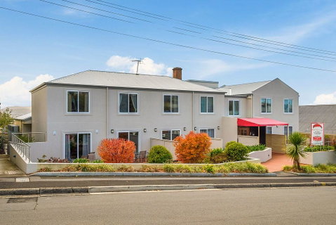 Apartment 104 - Accommodation Gladstone 0