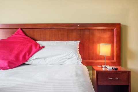 Apartment 104 - Accommodation Gladstone 4