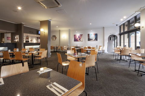 Black Buffalo - Accommodation Gladstone 19