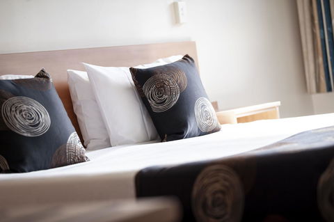 Black Buffalo - Accommodation Gladstone 5