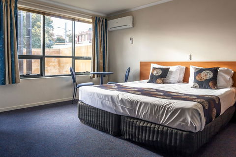 Black Buffalo - Accommodation Gladstone 8