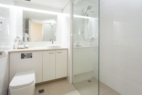 Black Buffalo - Accommodation Gladstone 11