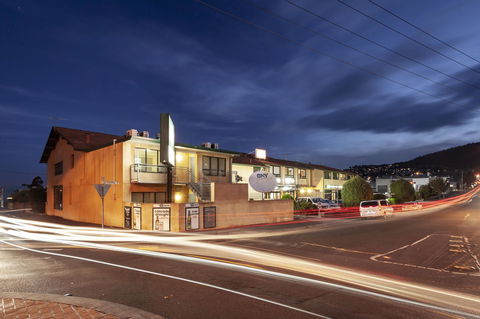 Black Buffalo - Accommodation Gladstone 15