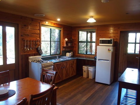 Cradle Highlander - Accommodation Gladstone 43