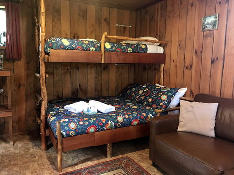Cradle Highlander - Accommodation Gladstone 32